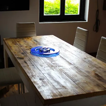The Appartement *